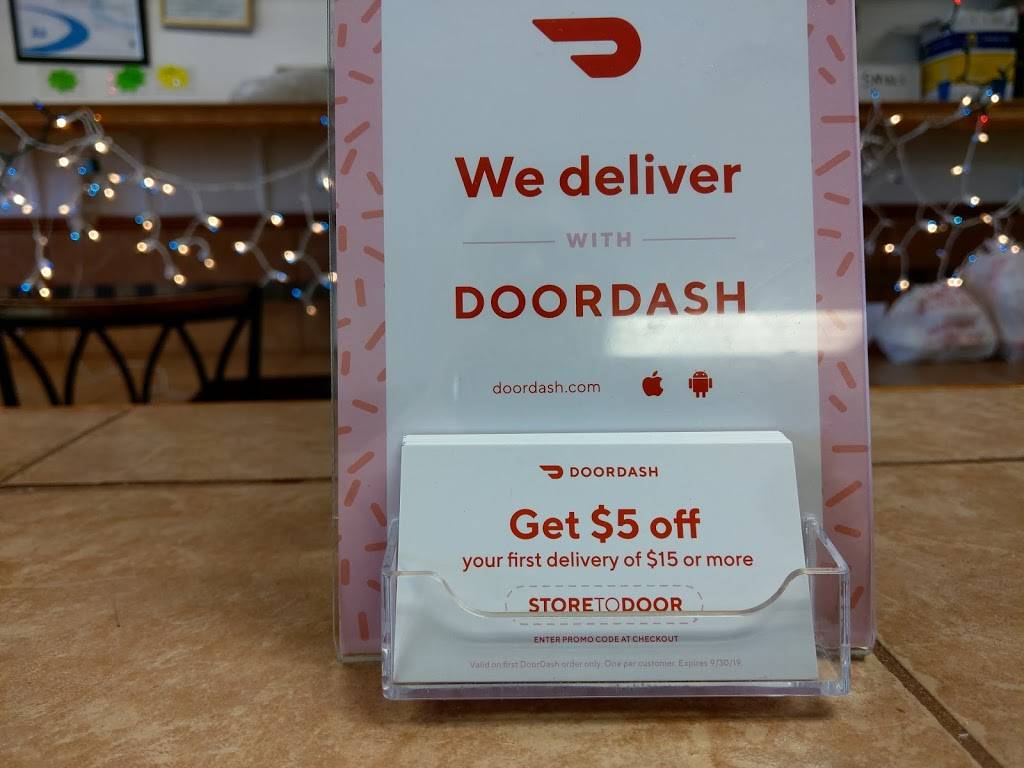 Jamaican Signature Restaurant | restaurant | 3312 W 105th St, Cleveland, OH 44111, USA | 2168629100 OR +1 216-862-9100