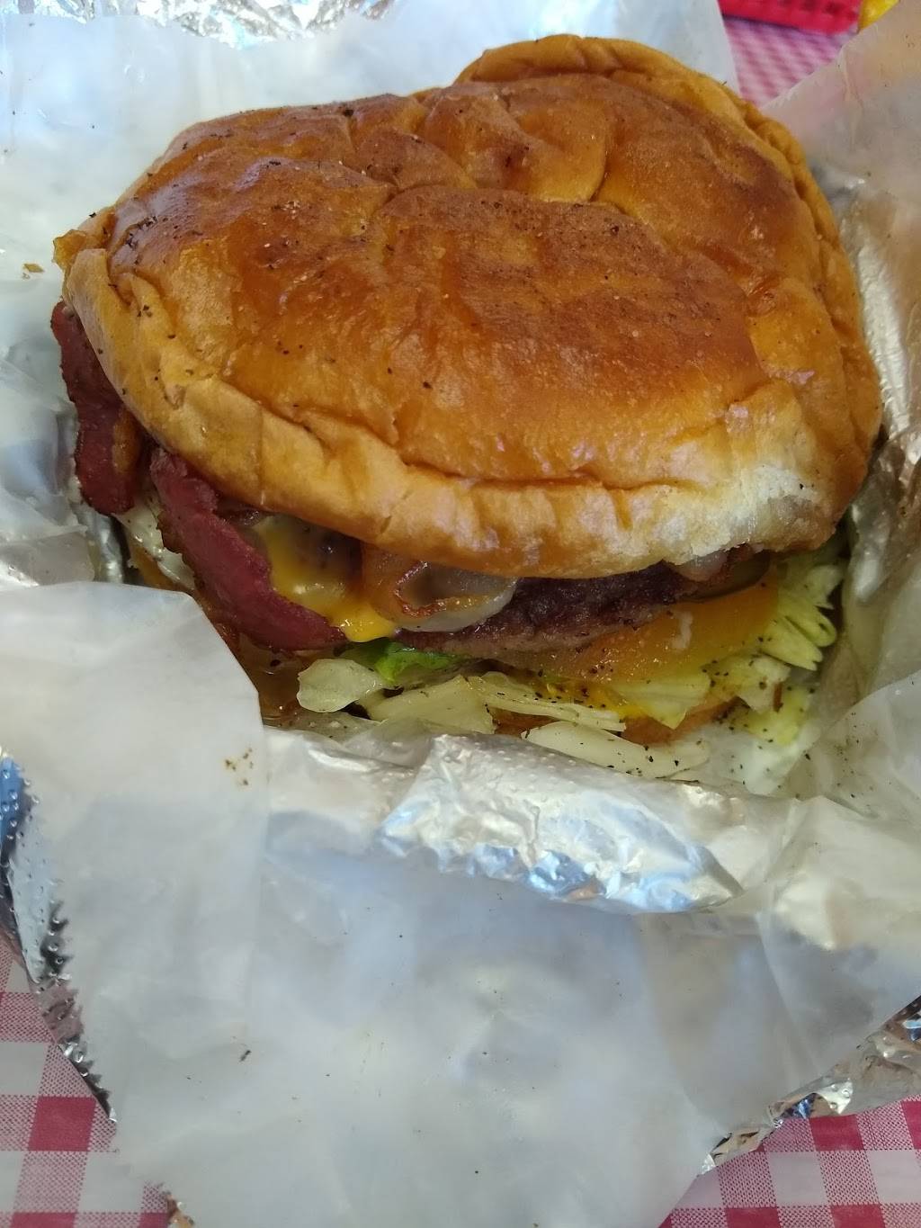 Stair Burger Mart | restaurant | 6700 Brentwood Stair Rd #128, Fort Worth, TX 76112, USA | 8174969598 OR +1 817-496-9598