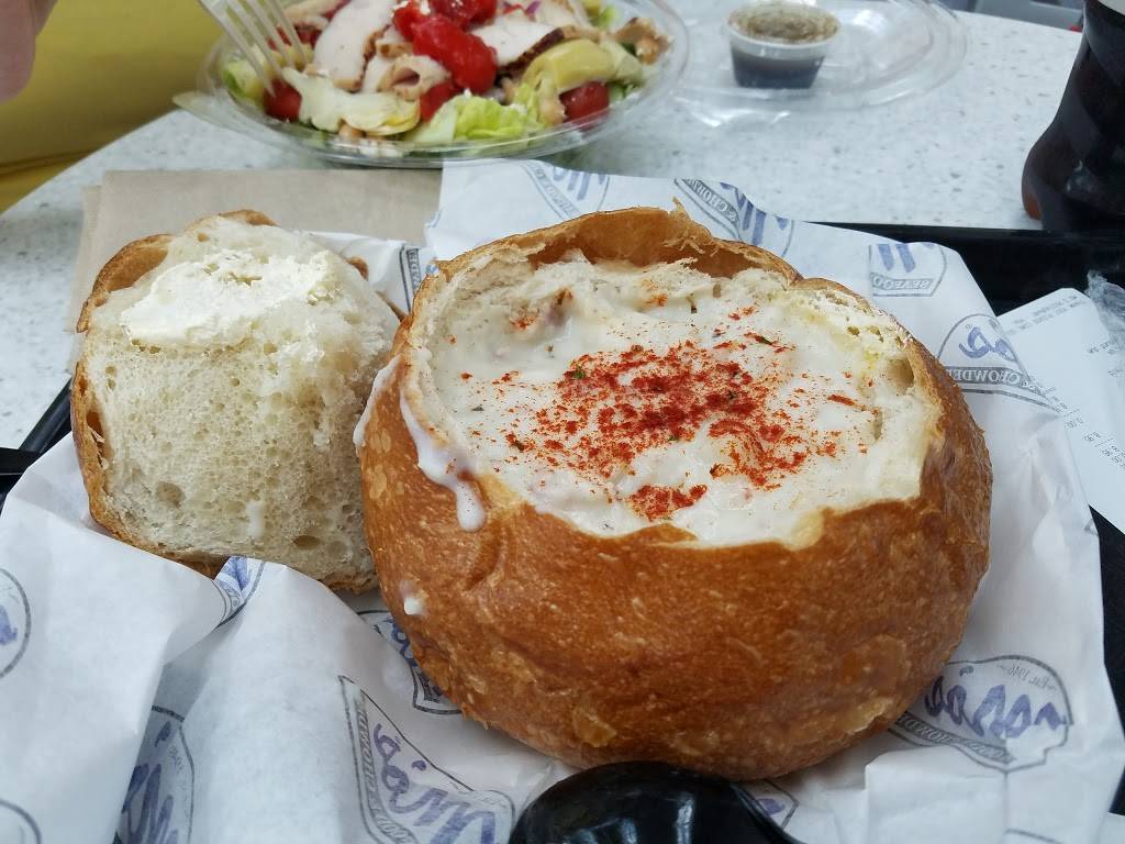 Mo’s Seafood and Chowder - PDX | restaurant | Portland International Airport 7000 Northeast Airport Way, Concourse C, Portland, OR 97218, USA | 5034937458 OR +1 503-493-7458