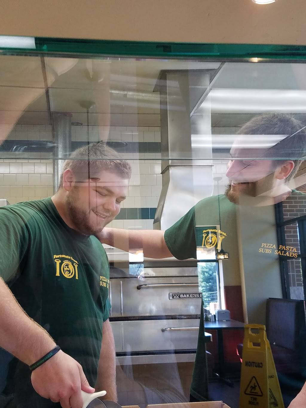 Fortunato Brothers Pizza | restaurant | 3101 Emmorton Rd, Abingdon, MD 21009, USA | 4105691100 OR +1 410-569-1100