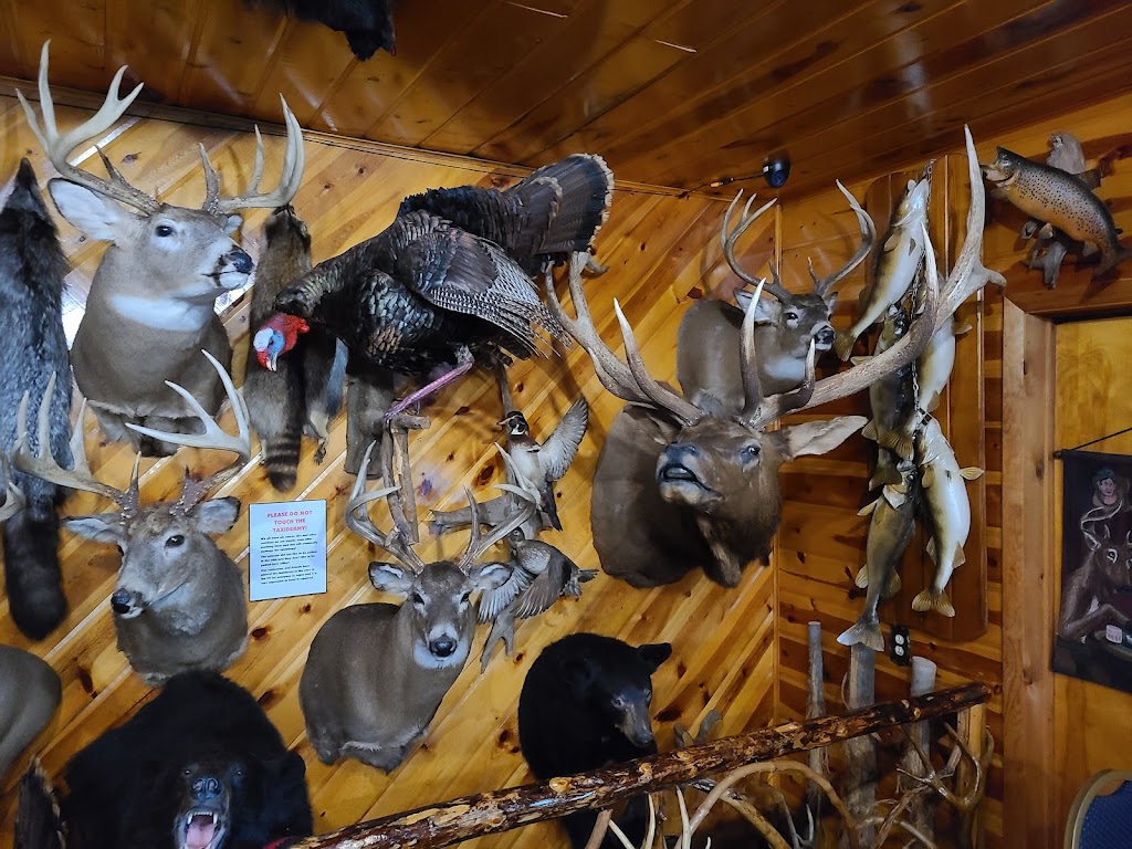 Flambeau Forest Inn | restaurant | W980 County Rd W, Winter, WI 54896, USA | 7153325405 OR +1 715-332-5405