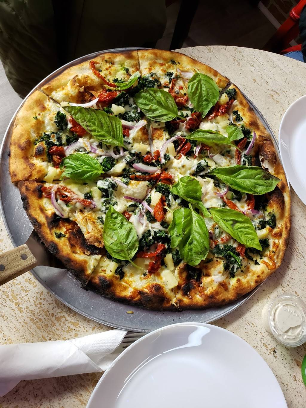 Dinos Wood Burning Pizza | restaurant | 820 The Queensway, Etobicoke, ON M8Z 1N5, Canada | 4162590050 OR +1 416-259-0050