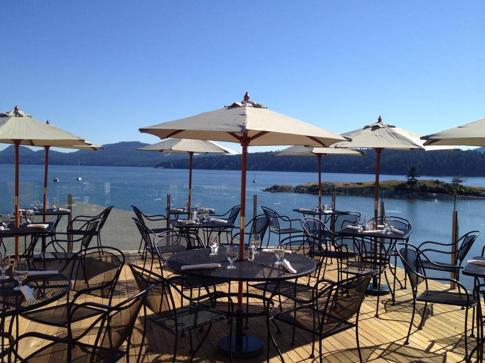 The Loft At Madrona | restaurant | 310 Main St #201, Eastsound, WA 98245, USA | 3603767173 OR +1 360-376-7173