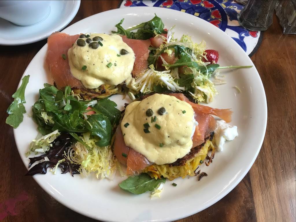 Urth Caffé Orange | restaurant | 100 W Chapman Ave, Orange, CA 92866, USA | 9493295755 OR +1 949-329-5755