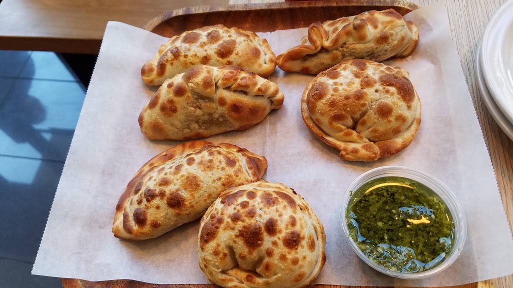 5411 Empanadas | Wicker Park | cafe | 2045 W North Ave, Chicago, IL 60647, USA | 7732768344 OR +1 773-276-8344