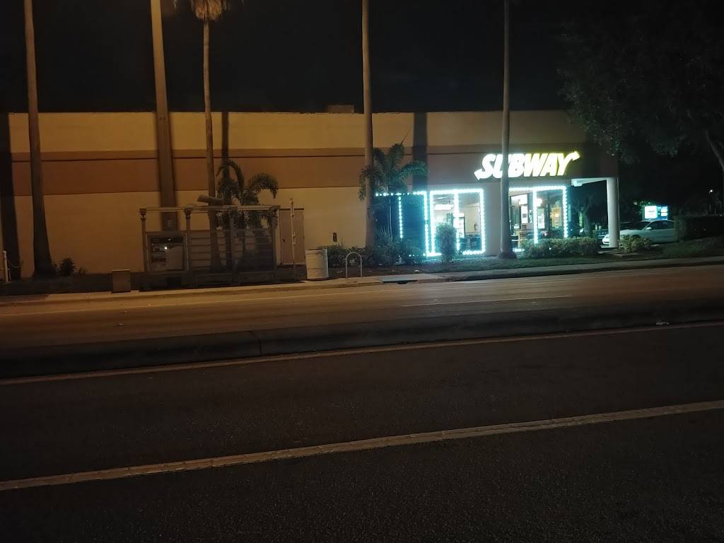 Subway Restaurants | restaurant | 8050 W McNab Rd, North Lauderdale, FL 33068, USA | 9547227946 OR +1 954-722-7946