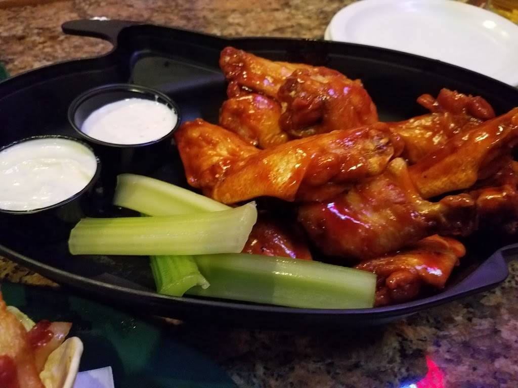 MVP Sports Bar and Grille | restaurant | 6923 Plainfield Rd, Cincinnati, OH 45236, USA | 5137941400 OR +1 513-794-1400