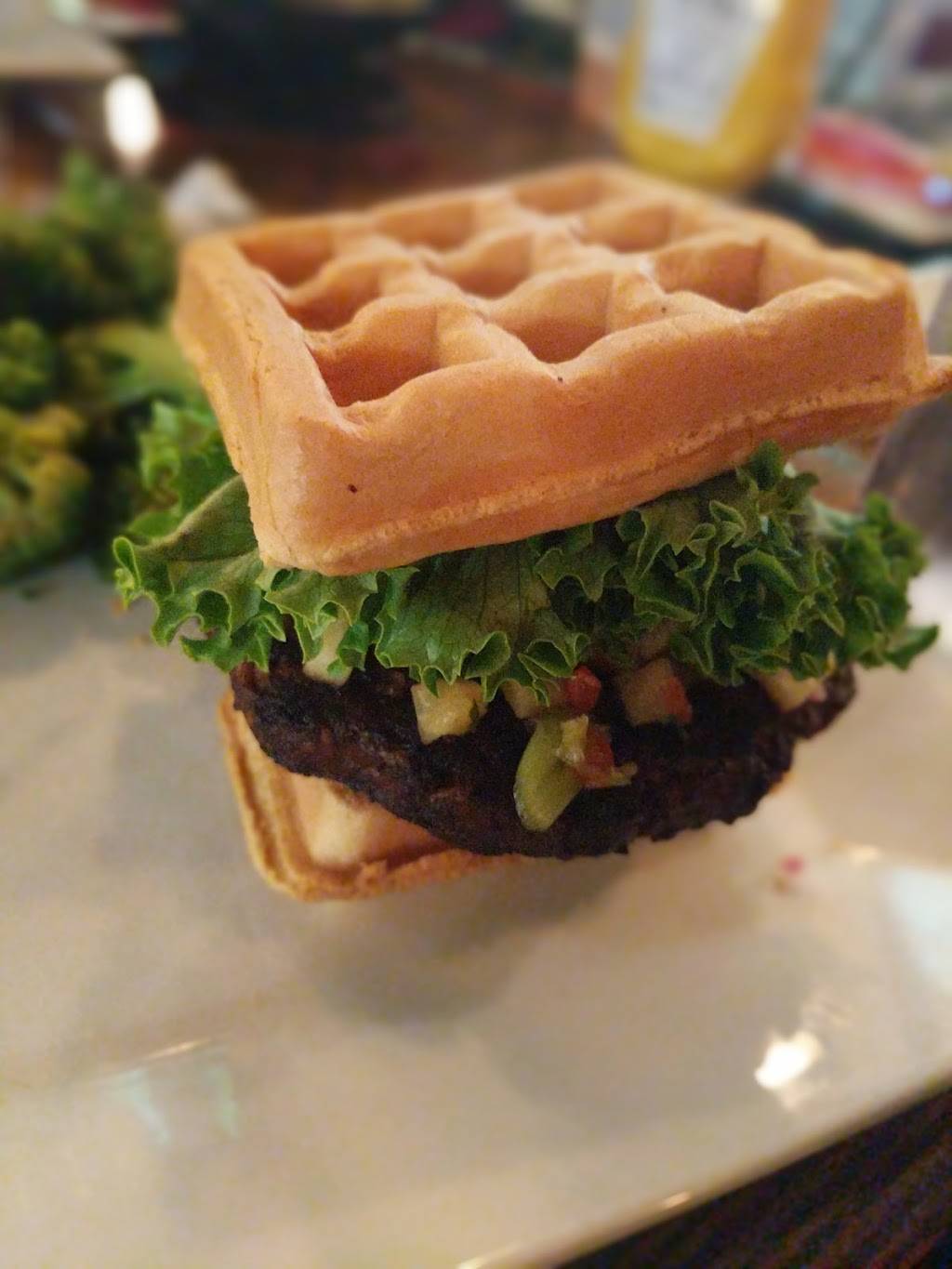 Tapped Crafthouse | restaurant | 2181 Upton Dr STE 400, Virginia Beach, VA 23454, USA | 7574302200 OR +1 757-430-2200