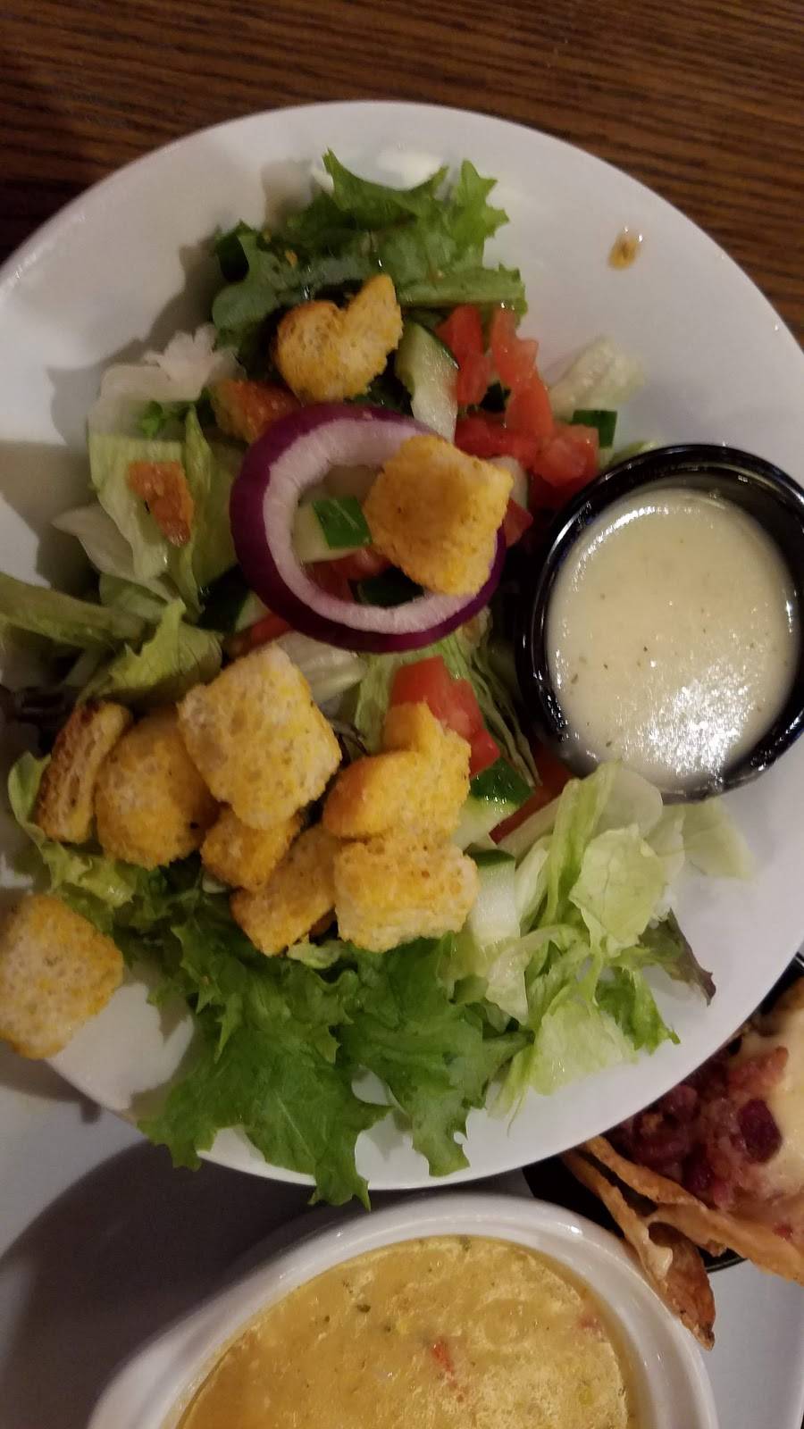 LongHorn Steakhouse | meal takeaway | 1411 Beaver Creek Commons Dr, Apex, NC 27502, USA | 9193034889 OR +1 919-303-4889