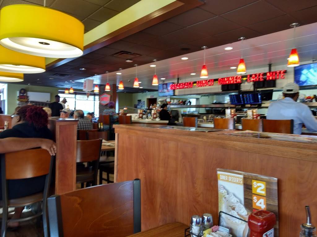 Dennys | restaurant | 2975 Crain Hwy, Waldorf, MD 20601, USA | 3018438280 OR +1 301-843-8280