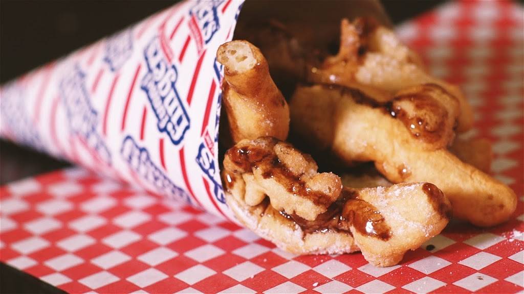 Kikis Funnel Cakes FUN Fair Food Truck | restaurant | 89 Balsam St, Collingwood, ON L9Y 3Y6, Canada | 6472875022 OR +1 647-287-5022