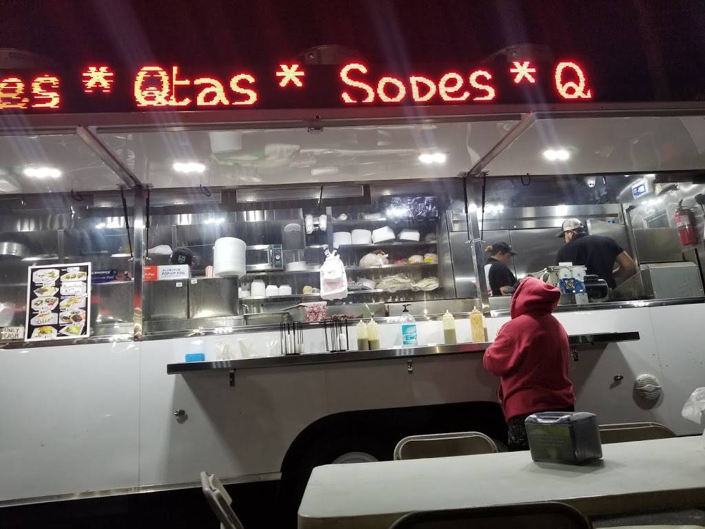 Taqueiros Ming | restaurant | 3698 Ming Ave, Bakersfield, CA 93309, USA | 6618086336 OR +1 661-808-6336