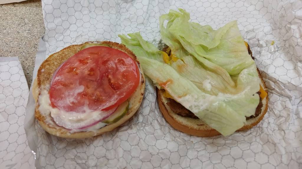 Wendys | restaurant | 409 W Abram St, Arlington, TX 76010, USA | 8174608492 OR +1 817-460-8492