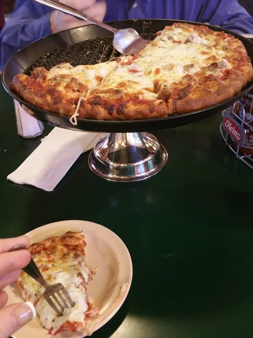 Upper Crust Pizzeria | restaurant | N1070 Co Rd H, Lake Geneva, WI 53147, USA | 2622792233 OR +1 262-279-2233