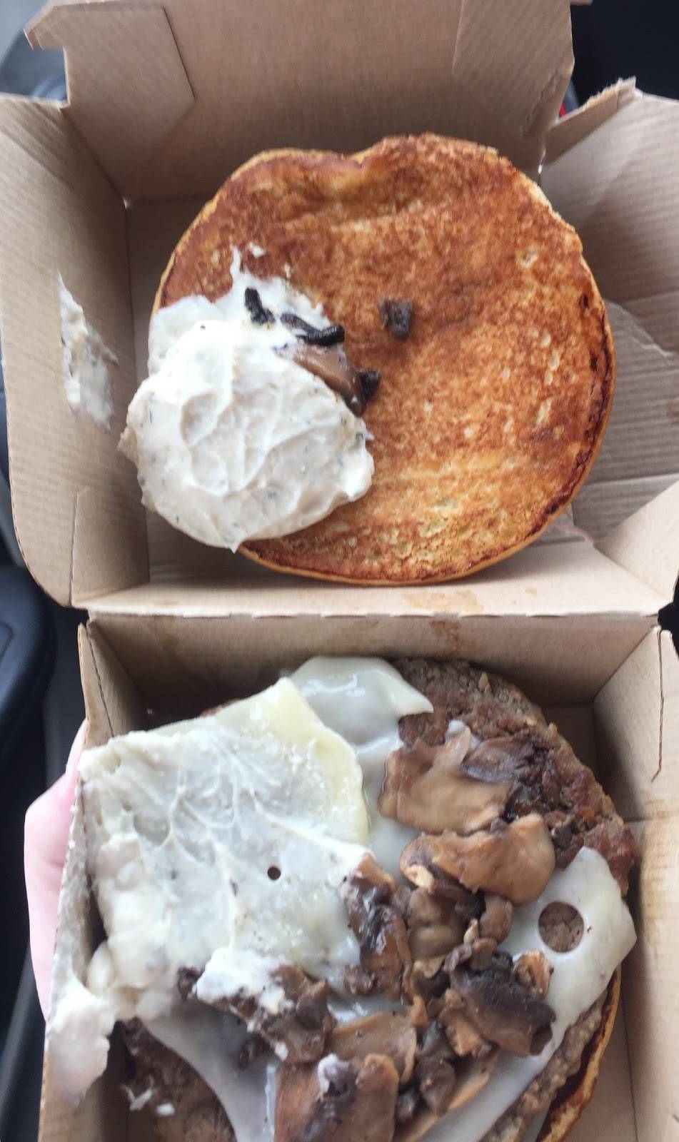 McDonalds | cafe | 22100 Pontiac Trail, South Lyon, MI 48178, USA | 2484373226 OR +1 248-437-3226