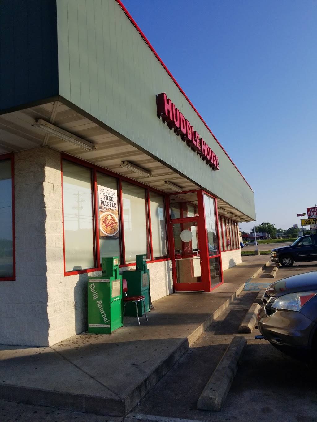 Huddle House | restaurant | 1603 S Adams St, Fulton, MS 38843, USA | 6628624367 OR +1 662-862-4367