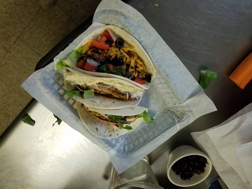 The 300 Grill | restaurant | 68290 S Main St, Iron River, WI 54847, USA | 7153724400 OR +1 715-372-4400