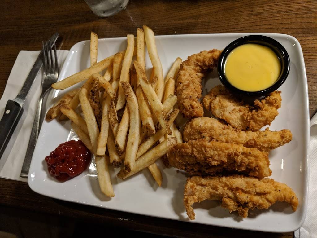 TGI Fridays | restaurant | 615 Baltimore Pike, Bel Air, MD 21014, USA | 4104206766 OR +1 410-420-6766
