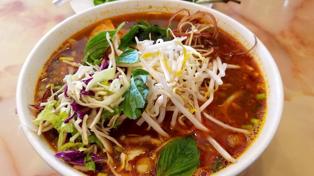 Mi La Cay | restaurant | 2409 University Blvd W, Wheaton, MD 20902, USA | 3019292822 OR +1 301-929-2822