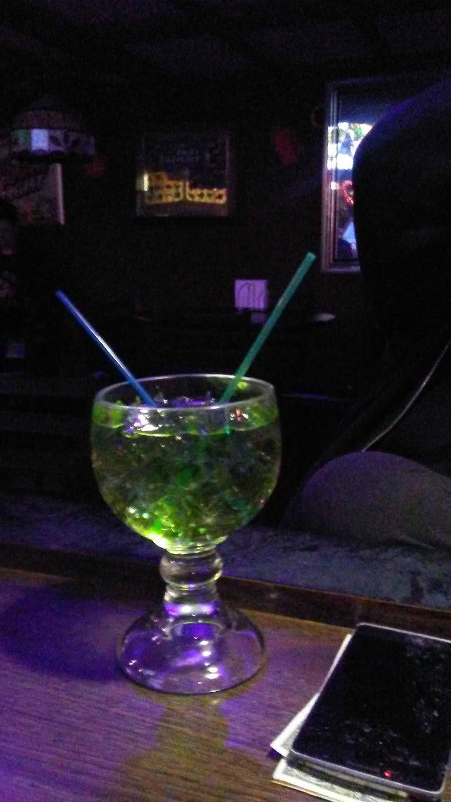 Avilas Bar & Grill | restaurant | 823 W Chicago Ave, East Chicago, IN 46312, USA | 2193970070 OR +1 219-397-0070