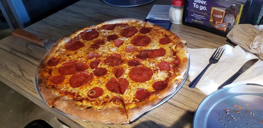 Rockn Dough Pizza | restaurant | 3451 Dickerson Pike, Nashville, TN 37207, USA | 6293330404 OR +1 629-333-0404