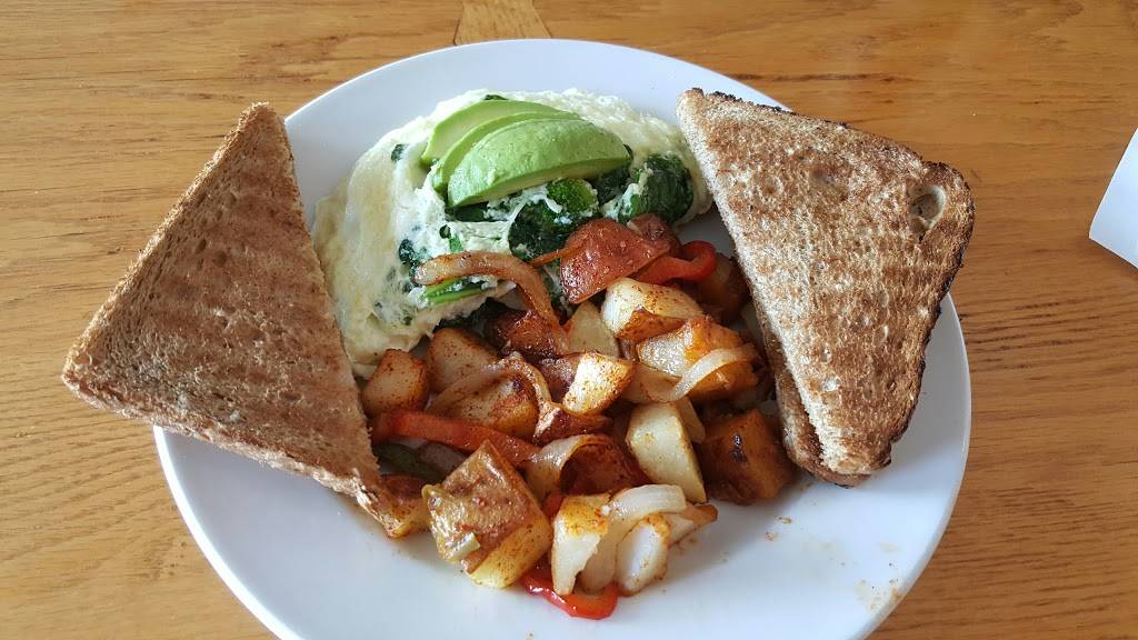 Bombshelter Sports Bar & Grill | restaurant | 2091 Goetz Rd, Perris, CA 92570, USA | 9519434863 OR +1 951-943-4863