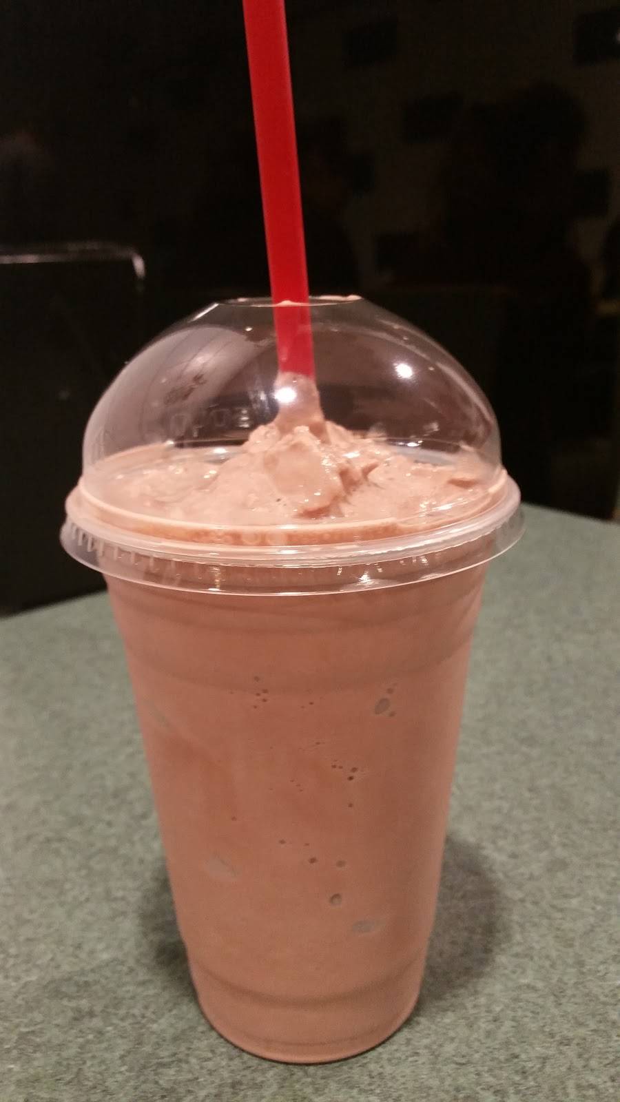 Shoestring Burgers and Beer | restaurant | 5032 Garden Valley Rd, Garden Valley, CA 95633, USA | 5303332400 OR +1 530-333-2400