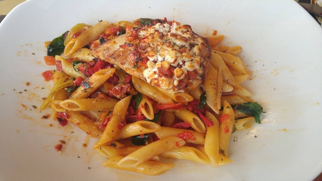 St-Hubert | restaurant | 1415 Boulevard Moody, Terrebonne, QC J6X 4C8, Canada | 5143855555 OR +1 514-385-5555