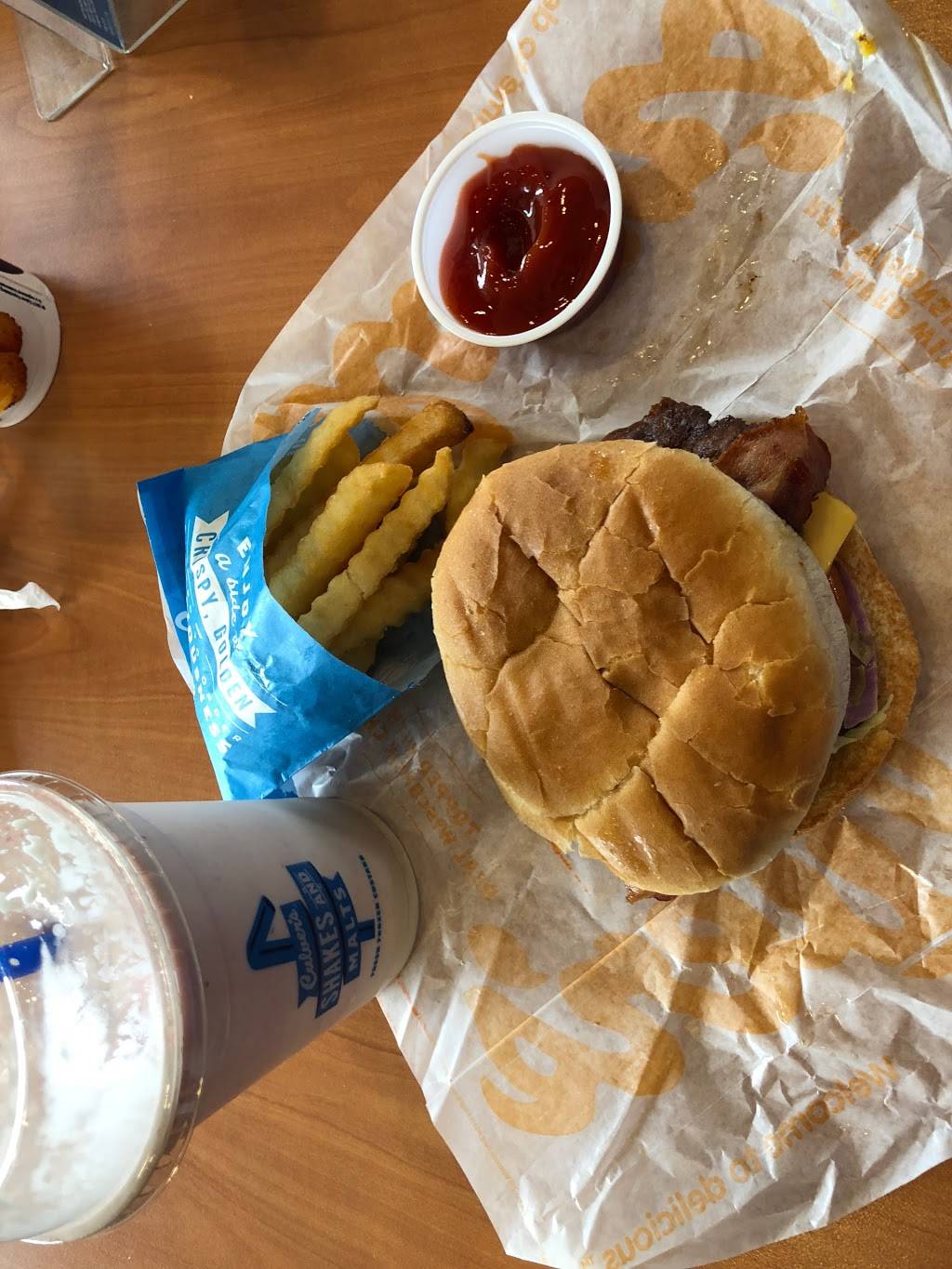 Culvers | restaurant | 7050 Mannheim Rd, Rosemont, IL 60018, USA | 8476352005 OR +1 847-635-2005