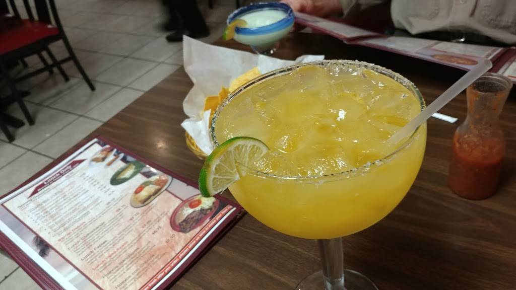 El Puerto | restaurant | 4955 S Emerson Ave, Indianapolis, IN 46203, USA | 3177861218 OR +1 317-786-1218