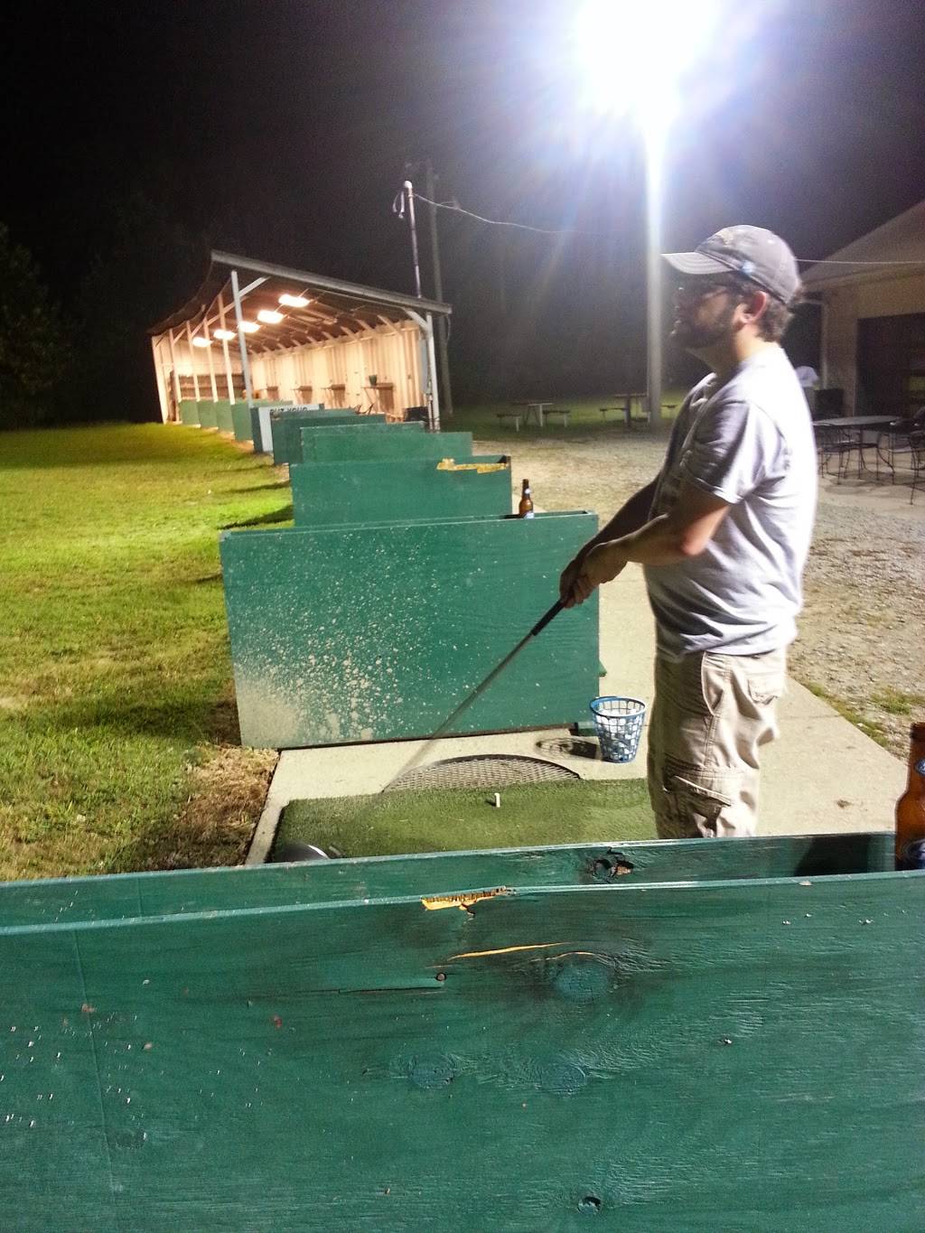 Southridge Golf Range and Larobis Pizza | restaurant | 500 Gateway Rd, Charleston, WV 25309, USA | 3047446480 OR +1 304-744-6480