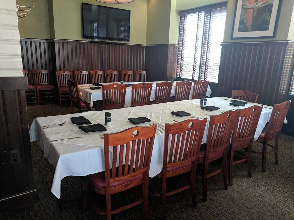 Mitchells Fish Market | meal takeaway | 17600 Haggerty Rd, Livonia, MI 48152, USA | 7344643663 OR +1 734-464-3663