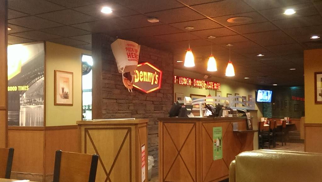 Dennys | restaurant | 12319 Dorsett Rd, Maryland Heights, MO 63043, USA | 3148788894 OR +1 314-878-8894