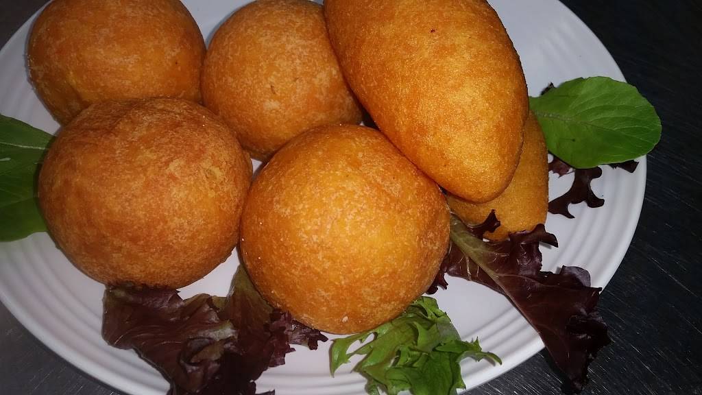 Romans | Restaurant and Cuchifritos | restaurant | 496 Tyler St, Pittsfield, MA 01201, USA | 4133444947 OR +1 413-344-4947