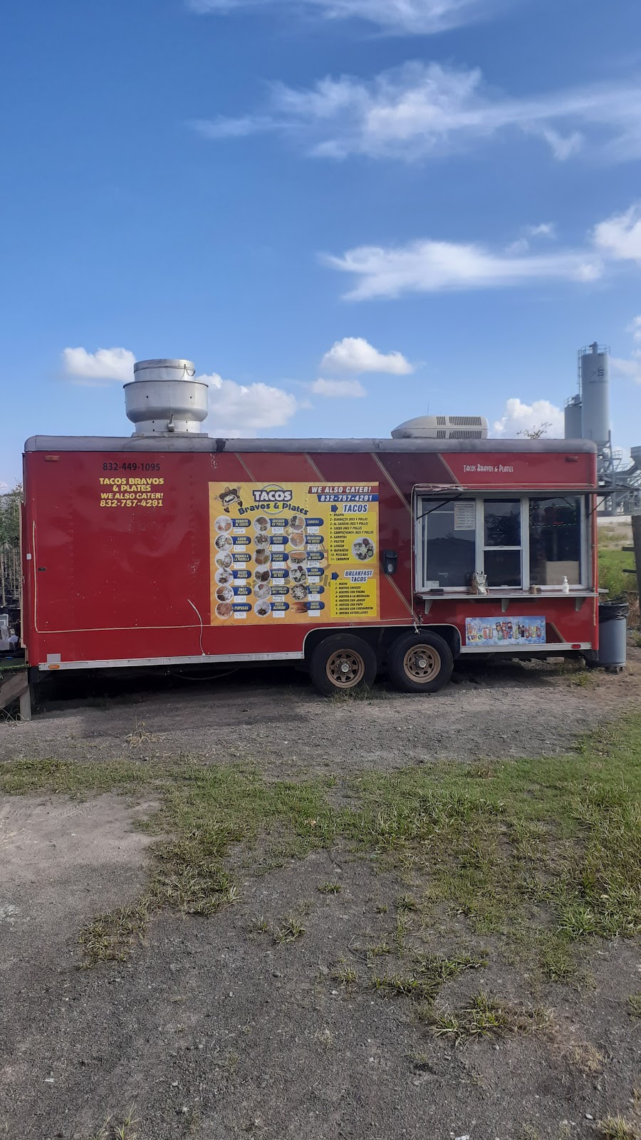 Tacos Bravos n platers | restaurant | 10407 TX-36, Orchard, TX 77464, USA | 8327574291 OR +1 832-757-4291