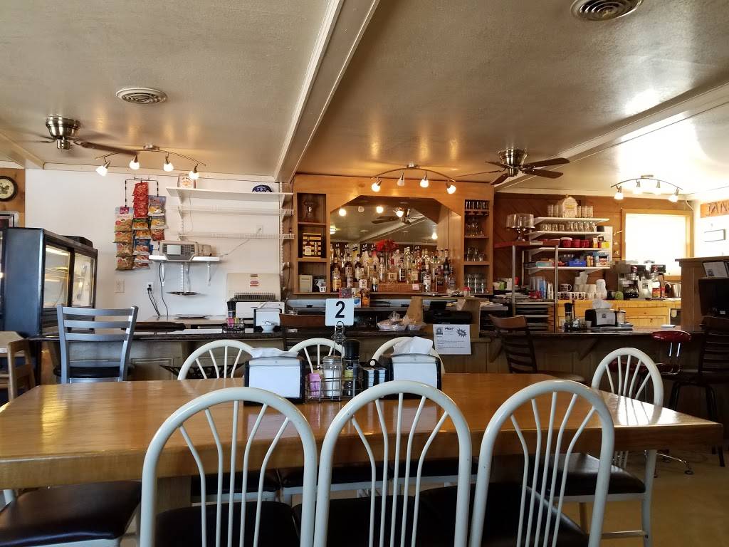 Farmers Daughter Country Kitchen, L.L.C. | restaurant | 7431 WI-91, Pickett, WI 54964, USA | 9206850613 OR +1 920-685-0613