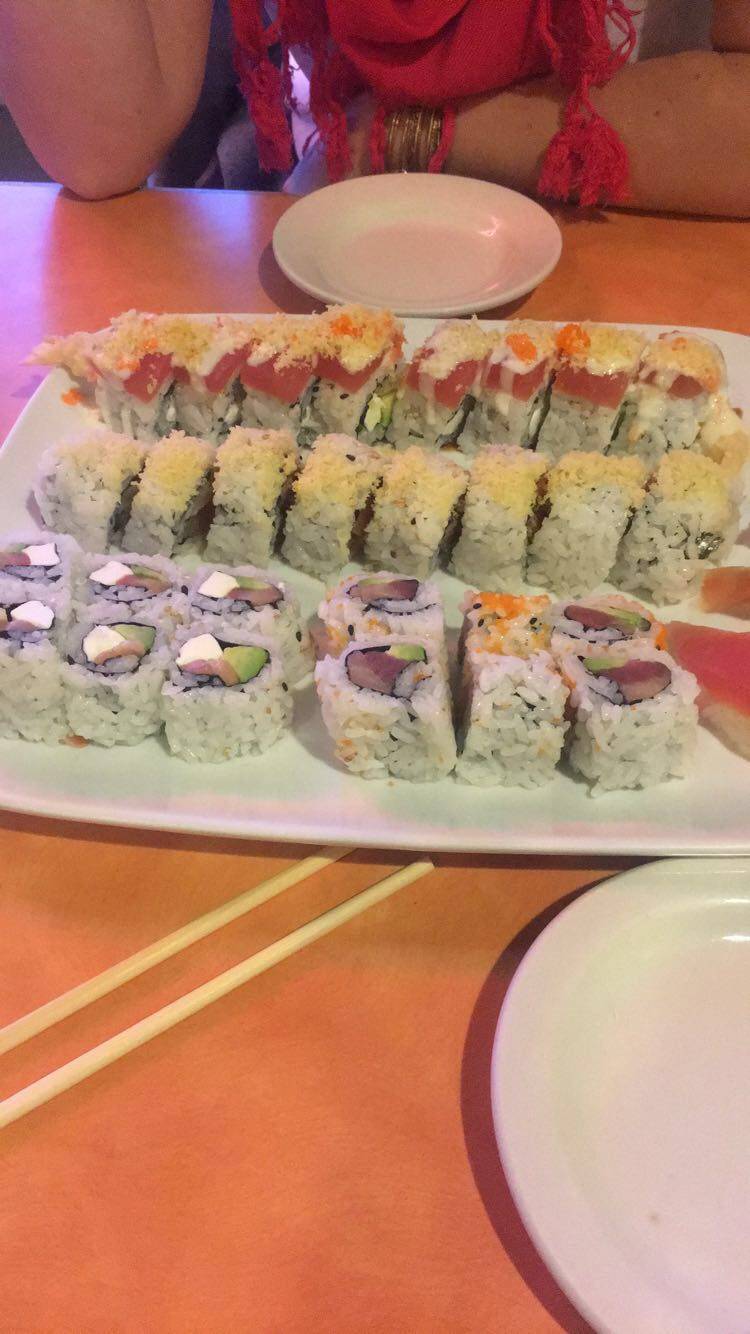 Moshi Moshi Japanese Restaurant | restaurant | 109 S Main St, Naperville, IL 60540, USA | 6303555516 OR +1 630-355-5516