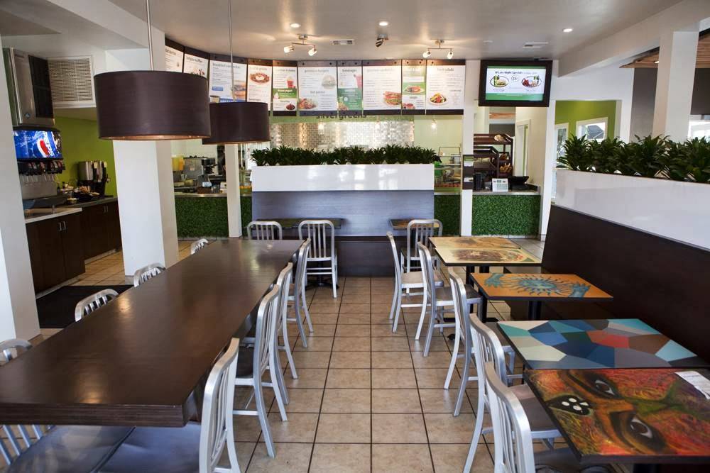 Silvergreens | restaurant | 900 Embarcadero del Mar, Goleta, CA 93117, USA | 8059611700 OR +1 805-961-1700