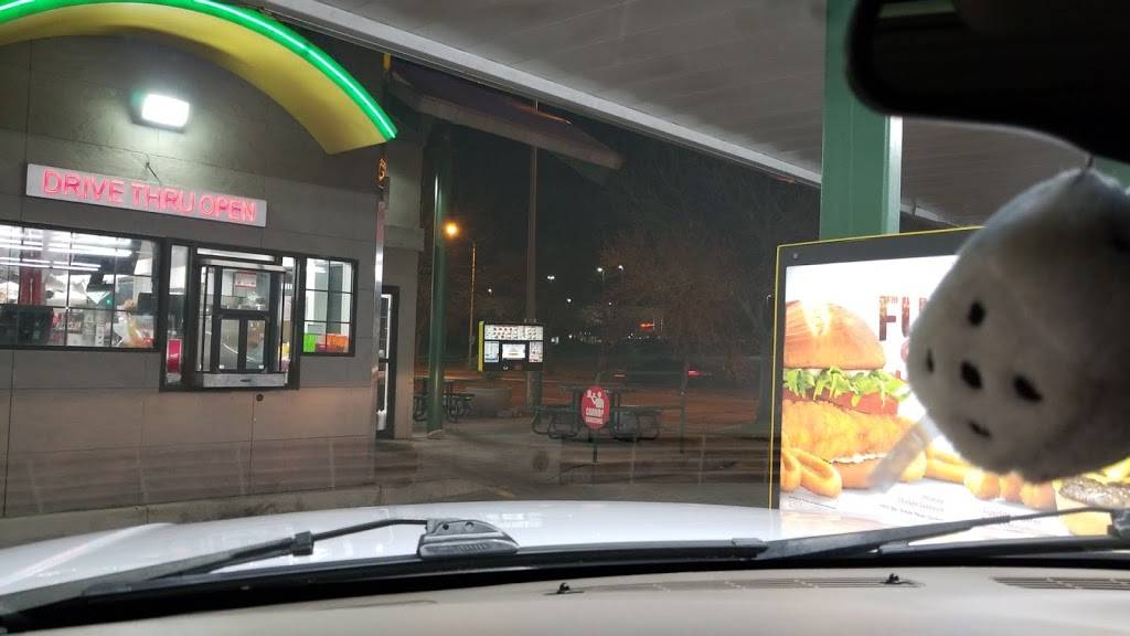 Sonic Drive-In | restaurant | 606 N Chelton Rd, Colorado Springs, CO 80909, USA | 7195774844 OR +1 719-577-4844