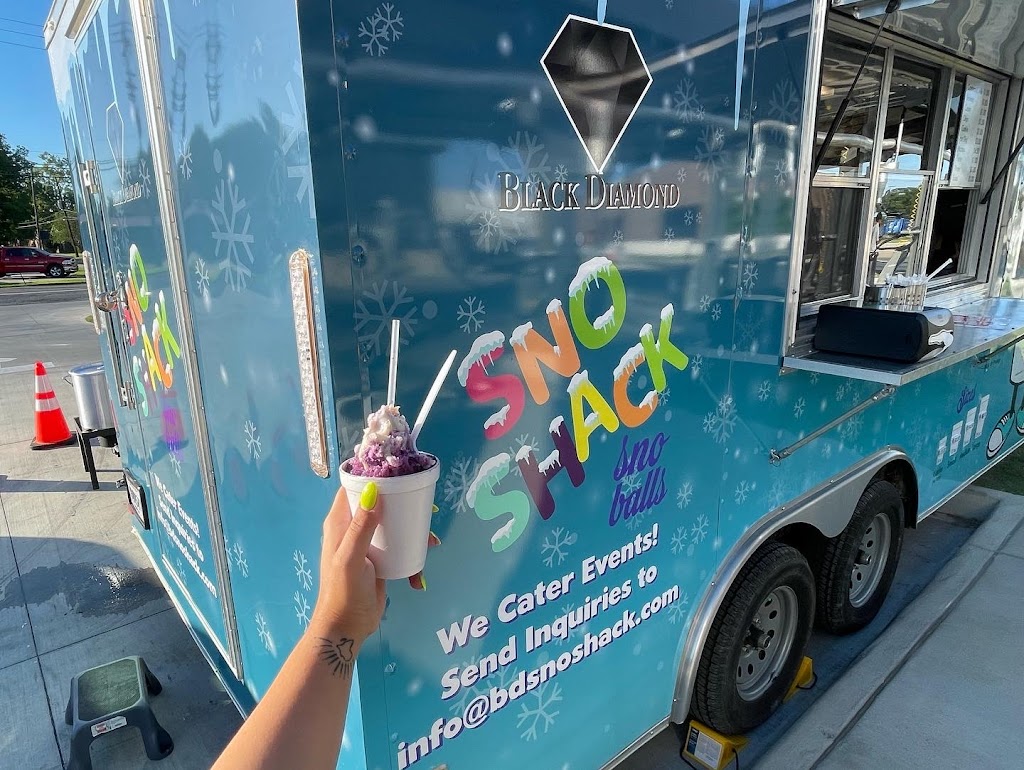 Black Diamond Sno Shack | meal takeaway | 37319 Perkins Rd, Prairieville, LA 70769, USA | 2254020982 OR +1 225-402-0982