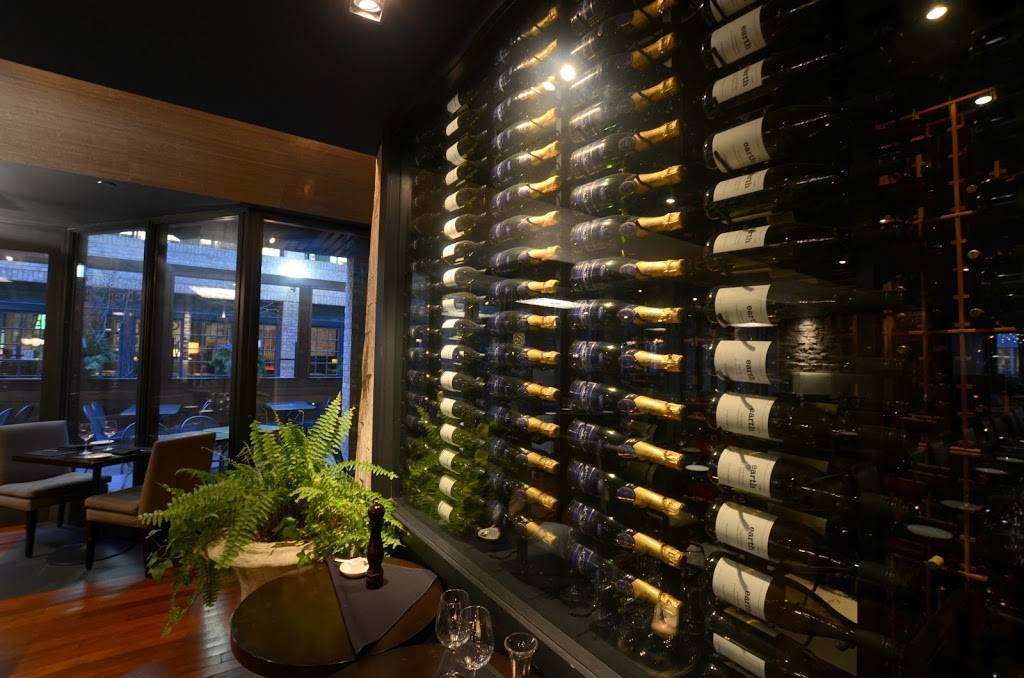 Freshii | restaurant | 1055 Yonge St, Toronto, ON M4W 2L2, Canada | 6473502001 OR +1 647-350-2001