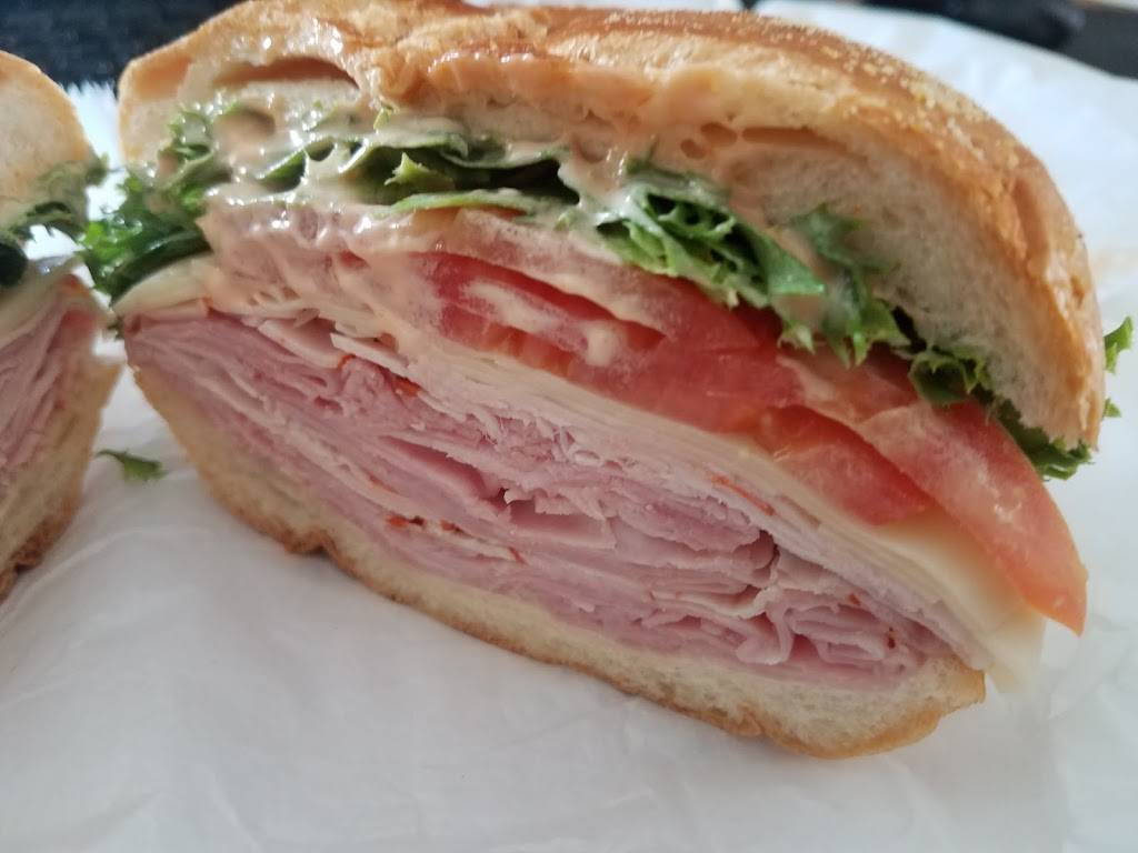 City Line Delicatessen | restaurant | 573 N Broadway, White Plains, NY 10603, USA | 9149490125 OR +1 914-949-0125