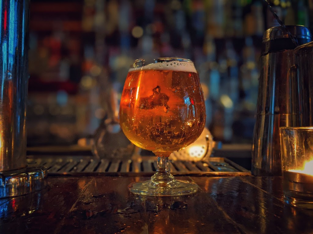 One-Eyed Mikes | restaurant | 708 S Bond St, Baltimore, MD 21231, USA | 4103270445 OR +1 410-327-0445