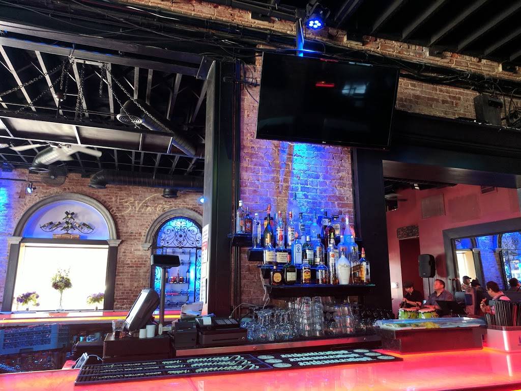 3 Vinos | restaurant | 201 N Citrus Ave, Covina, CA 91723, USA | 6266530700 OR +1 626-653-0700