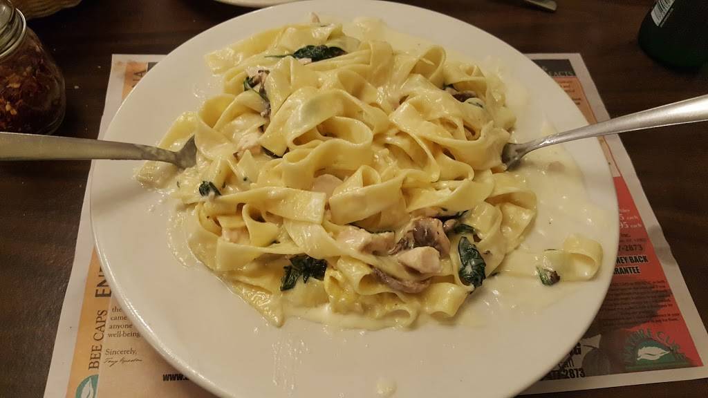 Johns Italian Restaurant | restaurant | 1406 PA-507, Greentown, PA 18426, USA | 5706769830 OR +1 570-676-9830