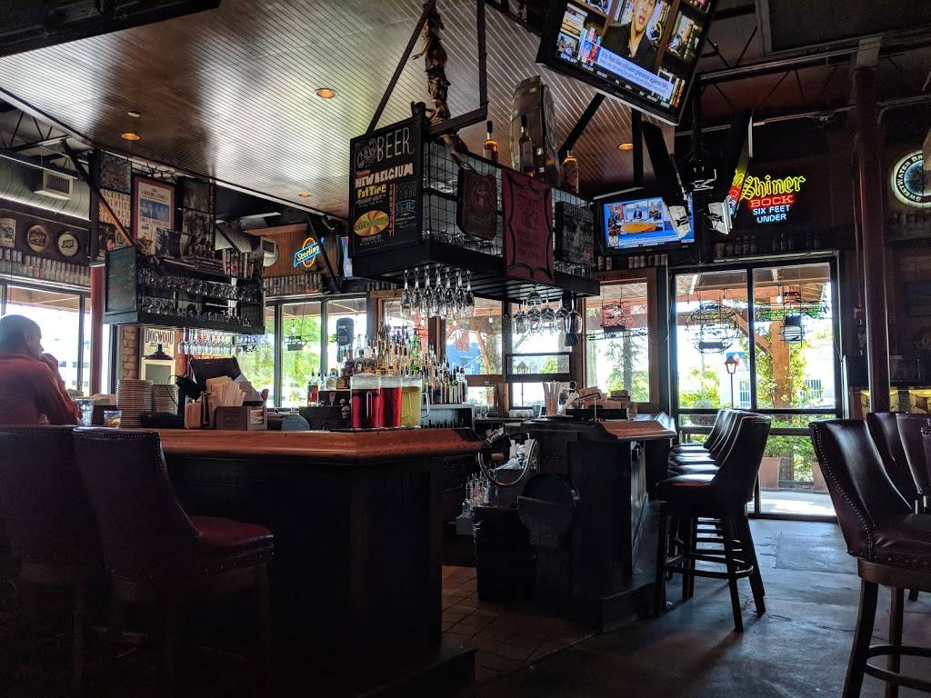 Six Feet Under Pub & Fish House | restaurant | 685 11th St NW, Atlanta, GA 30318, USA | 4048100040 OR +1 404-810-0040