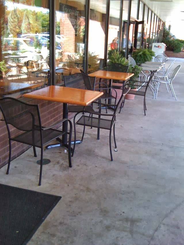 Market On The Boulevard | cafe | 7945 Macarthur Blvd #104, Cabin John, MD 20818, USA | 3012292526 OR +1 301-229-2526