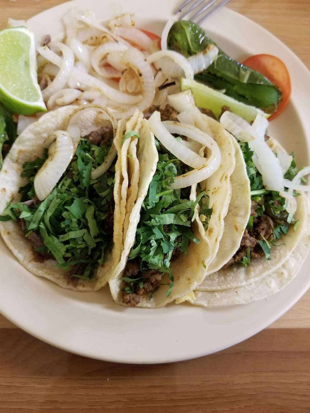 La Palma Taqueria | restaurant | 309 W Avenue G, Conroe, TX 77301, USA | 9365396792 OR +1 936-539-6792