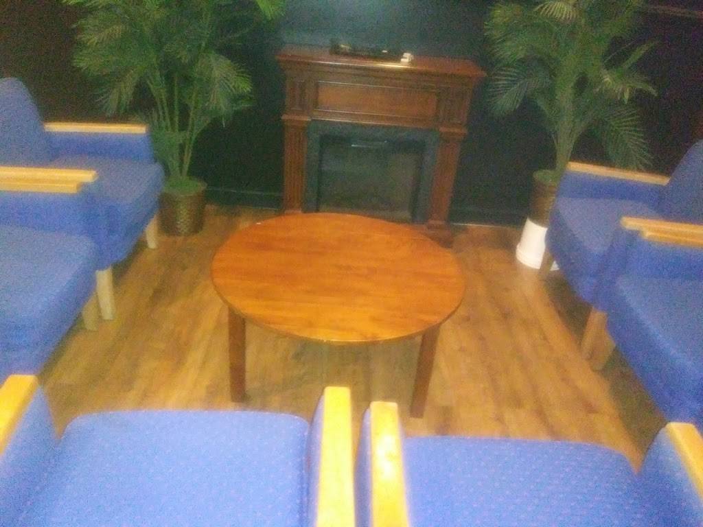 Connections@RVA | restaurant | 9014 W Broad St, Henrico, VA 23294, USA | 8043034780 OR +1 804-303-4780