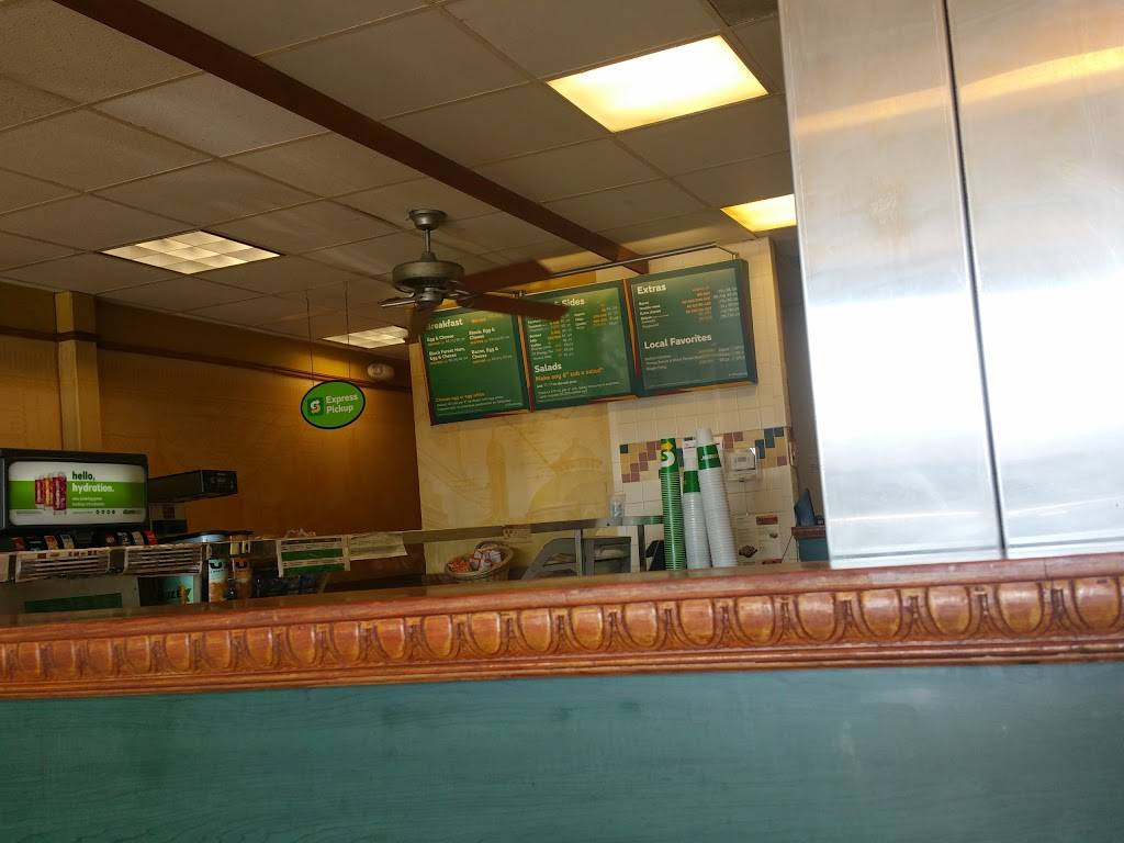 Subway | restaurant | 2505 E Arkansas Ln Ste 101, Arlington, TX 76010, USA | 8172778400 OR +1 817-277-8400